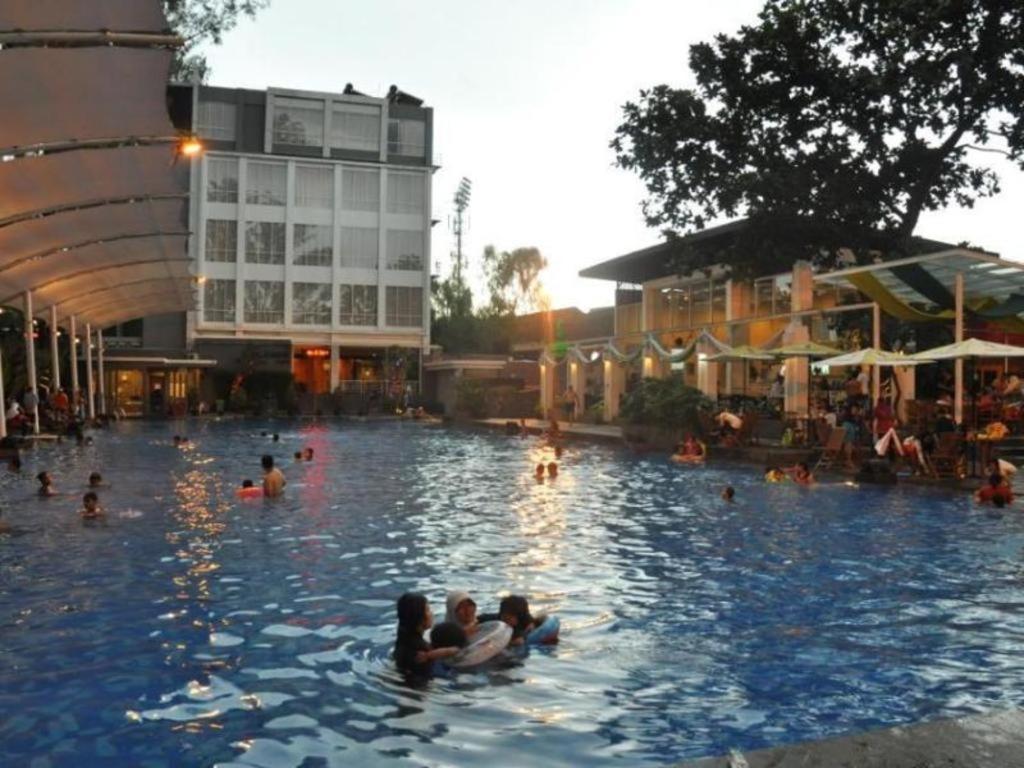 Oasis Siliwangi & Waterpark Resor Bandung